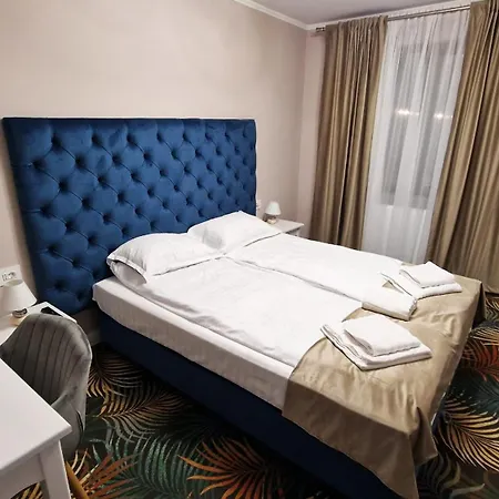 Pensiunea Pink House Runcu Guest house